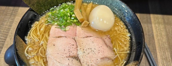 鷹流東京醬油拉麵【蘭丸ranmaru】 is one of Top 10 Ramen from DailyView.