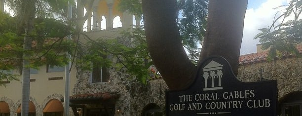 Coral Gables Country Club is one of Locais curtidos por Robin.