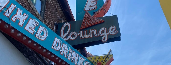 Pete's Satire Restaurant & Lounge is one of Mile High.