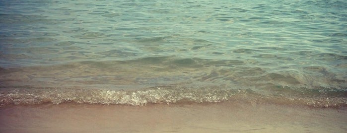 Παραλία Μικρό is one of สถานที่ที่บันทึกไว้ของ Athi.