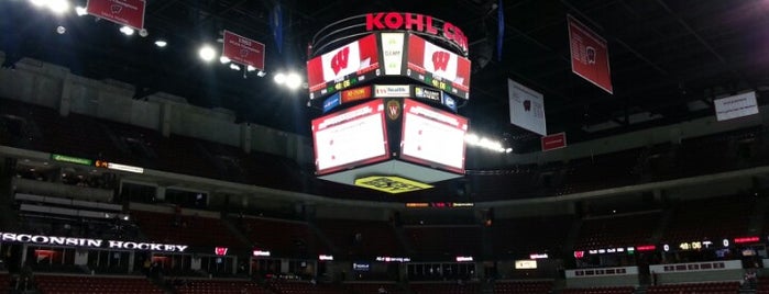 The Kohl Center is one of สถานที่ที่ Jason ถูกใจ.