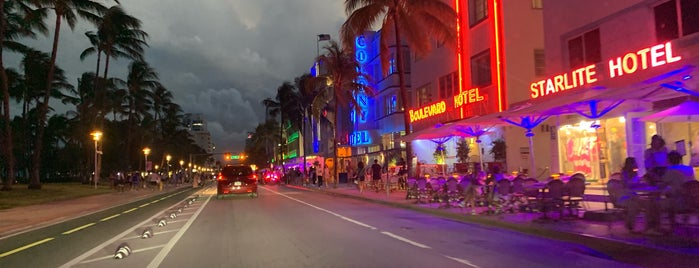 Ocean Drive is one of MIAMI.