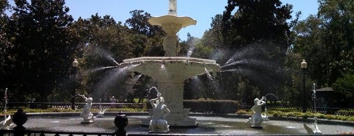 Forsyth Park is one of Savannah.