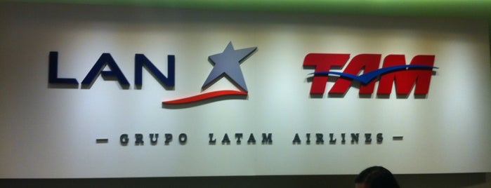 LATAM Airlines Brasil is one of Lugares favoritos de Kada.