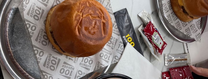 100 Burger is one of Burger-Sandwich-Sokak Lezzetleri.