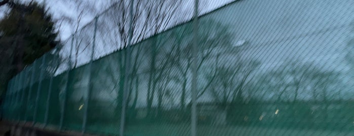 Tennis Court, Koganei Jōsui Park is one of 東京都内のテニスコート (Tennis Courts in Tokyo).