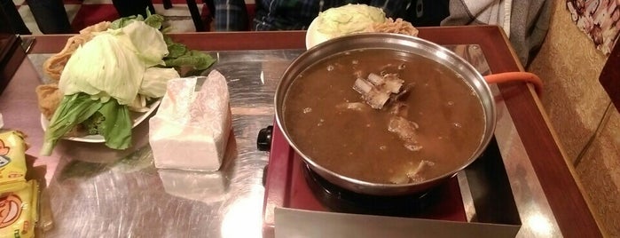 正老林羊肉爐總店 is one of Simoさんのお気に入りスポット.