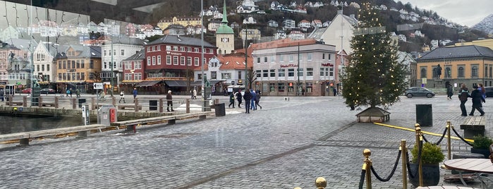 Fish Me is one of Bergen.