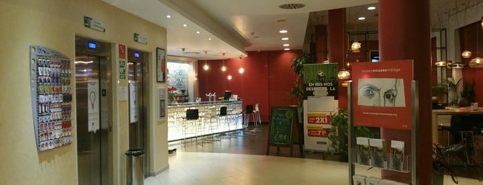 Hotel Ibis Málaga Centro Ciudad is one of Hoteles bien situados en Málaga.