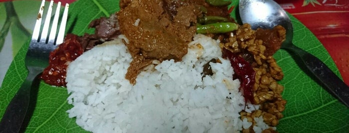 Rumah Makan Gudeg Bu Darmo is one of Kuliner @adq.