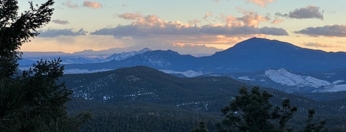 Mount Falcon is one of Lugares favoritos de Bill.