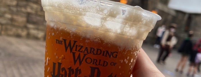 Butterbeer Cart is one of Lieux qui ont plu à Terry ¯\_(ツ)_/¯.