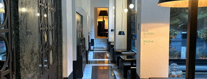 Hotel Senato is one of Lugares favoritos de Filiz.