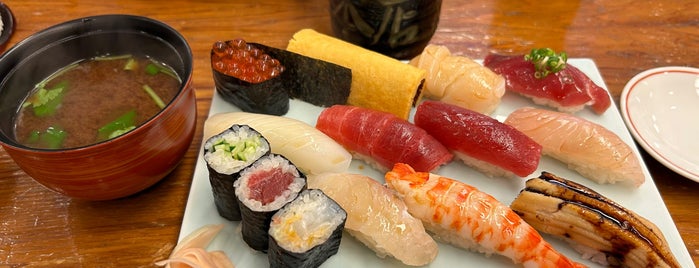 Yoshinozushi is one of The 15 Best Places for Fresh Seafood in Tokyo.
