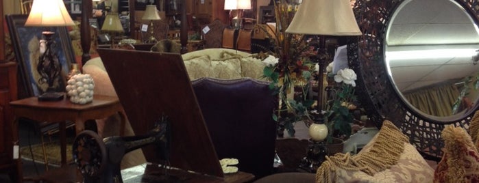 Main Street Consignment is one of Monty's Saved Places.