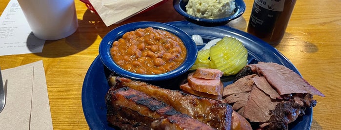 Sonny Bryan's Smokehouse is one of Dallas bBQ.