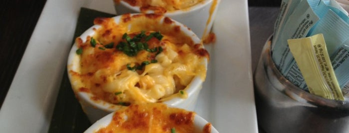 Cafeteria is one of The 15 Best Places for Mac & Cheese in New York City.
