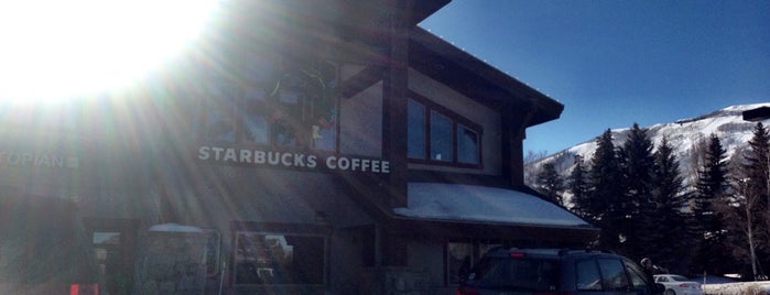 Starbucks is one of Maggieさんのお気に入りスポット.