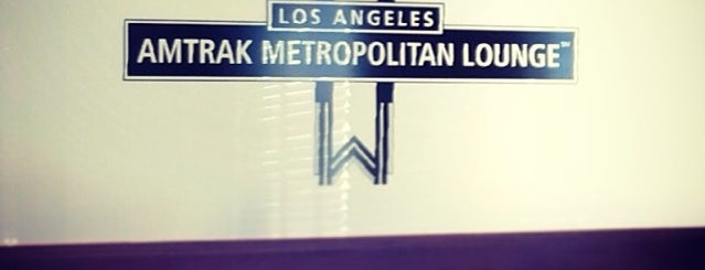Amtrak Metropolitan Lounge Business Class is one of Lieux qui ont plu à Ed.