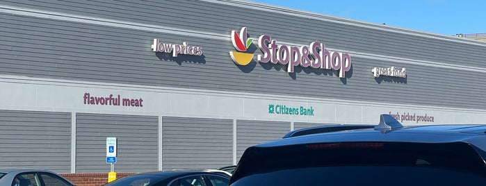 Super Stop & Shop is one of สถานที่ที่ Kapil ถูกใจ.