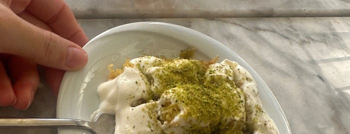 Doğan Kaymaklı Kadayıf is one of Dessert.