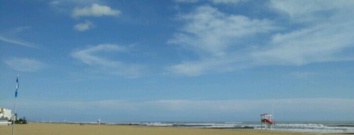 Spiaggia Piazza Brescia is one of Posti che sono piaciuti a Andrea.