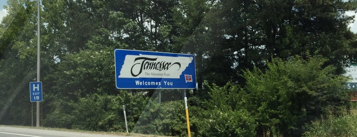 Georgia/Tennessee State Line is one of state border crossings.