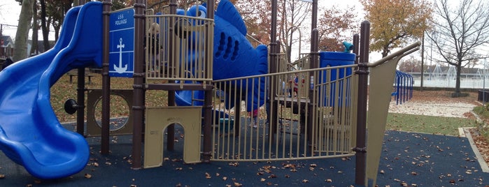 Katherine Everson Playground is one of Lieux qui ont plu à Faye.