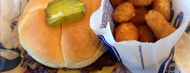 Culver's is one of Lugares favoritos de Amanda.