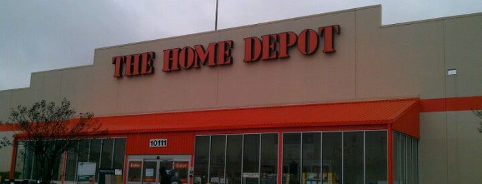 The Home Depot is one of Orte, die Taylor gefallen.