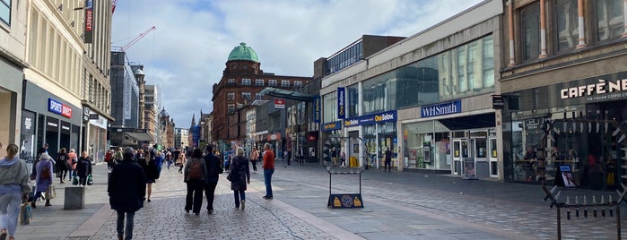 Argyle Street is one of Favourite places in Glasgow.