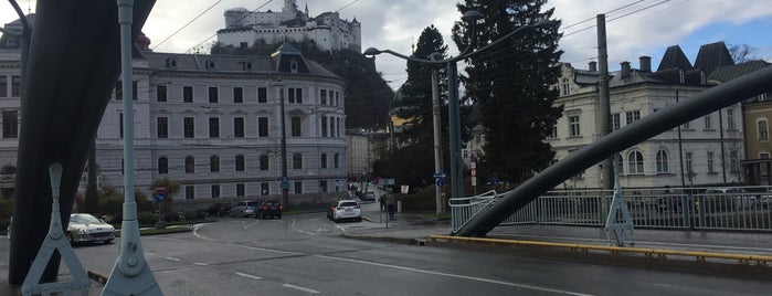 Karolinenbrücke is one of Lugares favoritos de Rosa María.