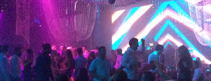 Cavali Club is one of Dubai Nightlife & Bars🥂✨.