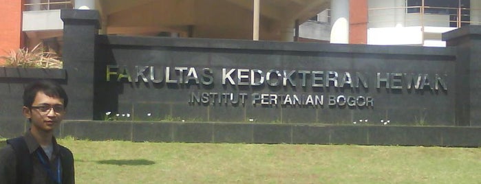 Fakultas Kedokteran Hewan is one of Kontrakan Lingga Sumedang, Balebak, IPB.