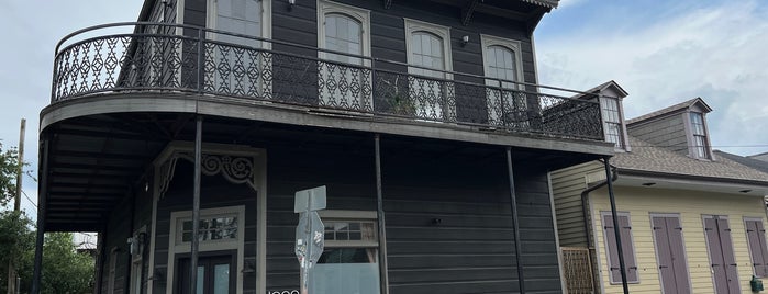 Bywater is one of New Orleans.