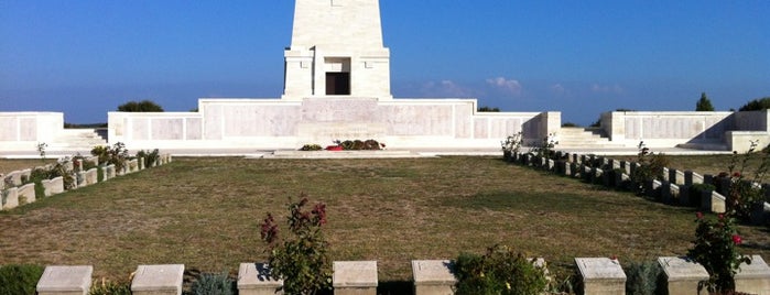 Lone Pine Cemetery is one of Lieux qui ont plu à Ahmet Zafer.