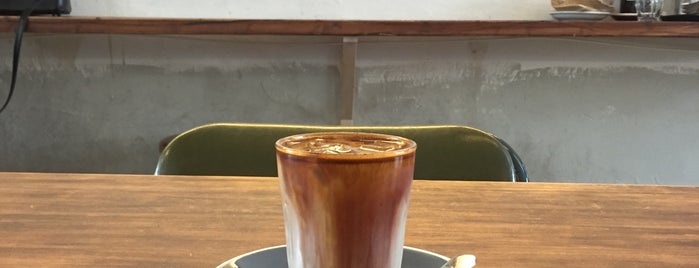 MANUFACT COFFEE ROASTERS is one of Lieux qui ont plu à Jae Eun.