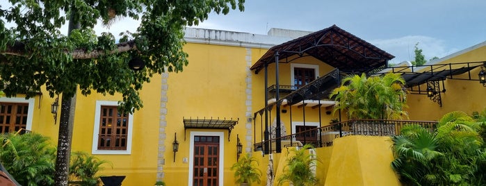 Hacienda Xcanatún is one of Merida.