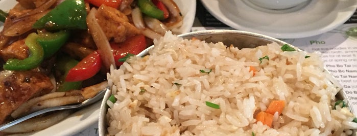 Green Papaya is one of The 15 Best Places for Fried Rice in London.