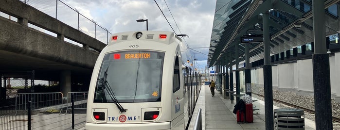 TriMet Portland International Airport MAX Station is one of Train Stations/Stops.