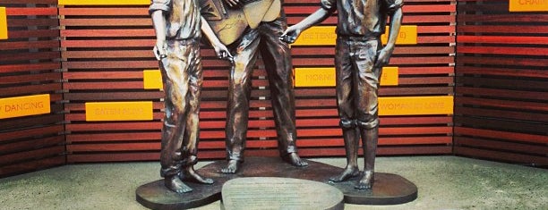 Bee Gees Way is one of Public Arts of Brisbane.