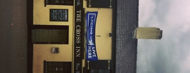 The Cross Inn is one of Locais curtidos por Carl.