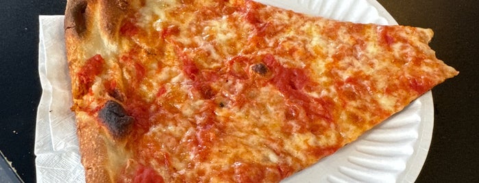 Joe’s Pizza is one of New York Shnacks.