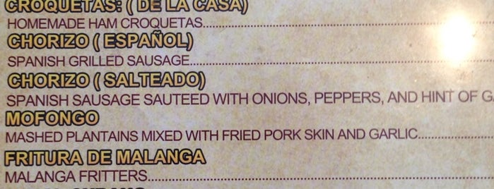 La Casa Del Pan Con Lechon is one of สถานที่ที่บันทึกไว้ของ Kimmie.