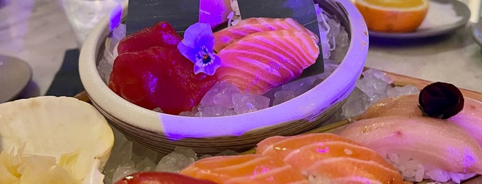 Paperfish Sushi is one of Brickell / Downtown (Miami).