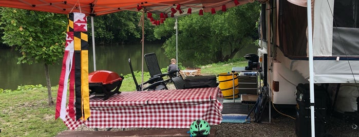 Rivers Edge Campground is one of Fun places I love to relax at.