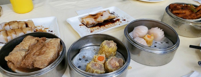 Canton Palace is one of Casey 님이 좋아한 장소.