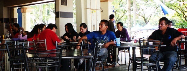 Awana Cafè is one of Makan @ Melaka/N9/Johor,MY #13.