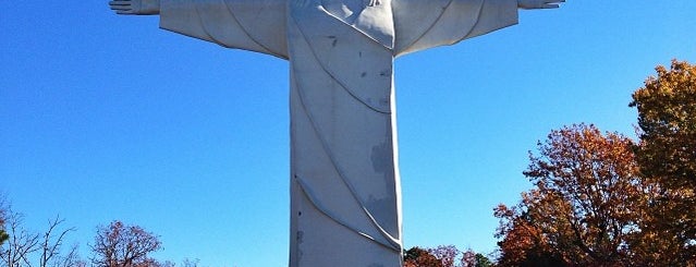 Christ of The  Ozarks is one of Route 62 Roadtrip.