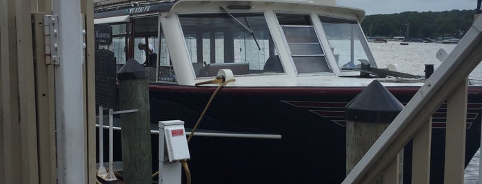 Walworth Mailboat is one of Lake Geneva.